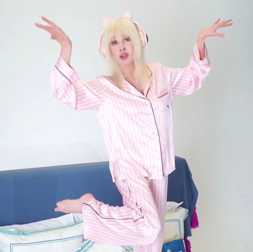 Instagram: @nachaguevaraoficialok