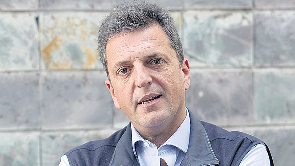 Dujovne criticó a Sergio Massa.
