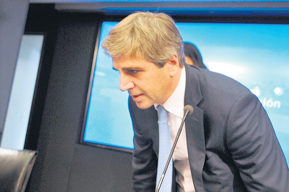 Luis Caputo es el responsable técnico de la ingeniería financiera.