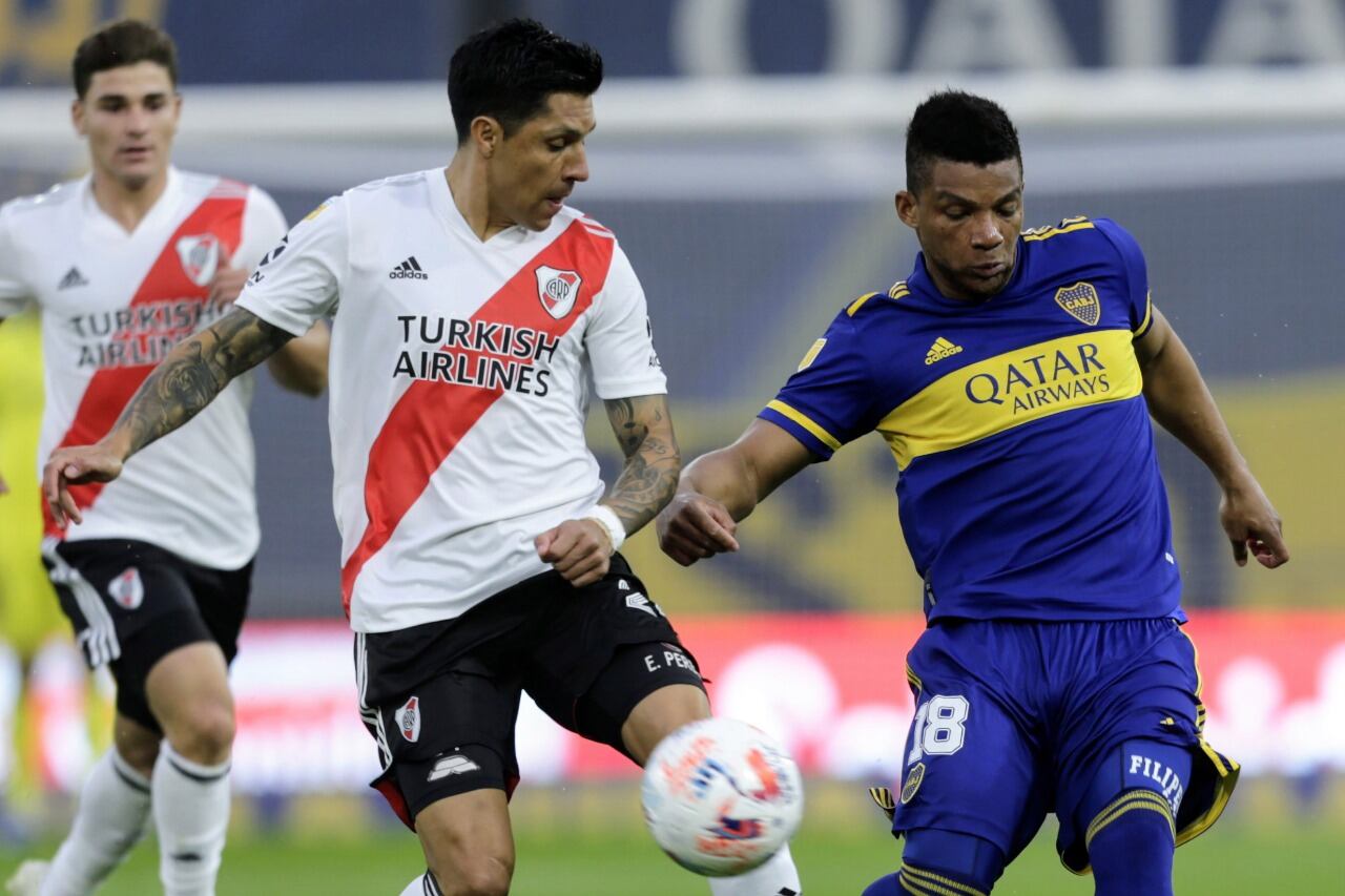Enzo Pérez y Fabra disputaron el último duelo en la Bombonera