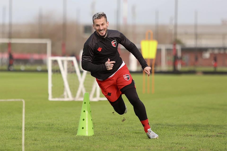 El viernes debutará Darío Benedetto en el Coloso.