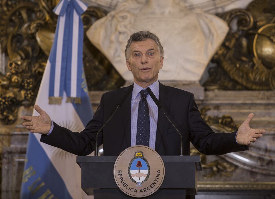 El presidente Mauricio Macri volvió ayer al Salón Blanco para dar una conferencia de prensa.
