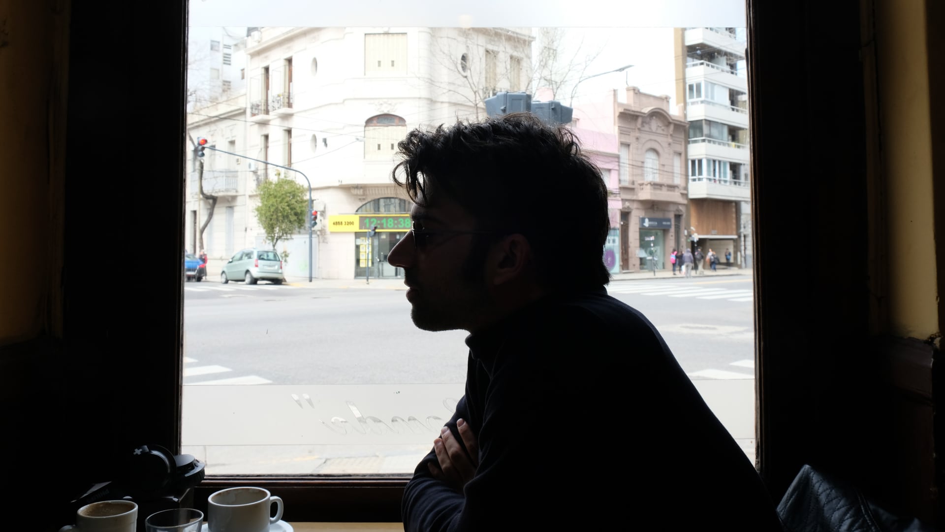 Pedro Rosemblat fue el tuitstar @PibeTrosko y el Cadete de Navarro, demostrando un humor político sensacional.