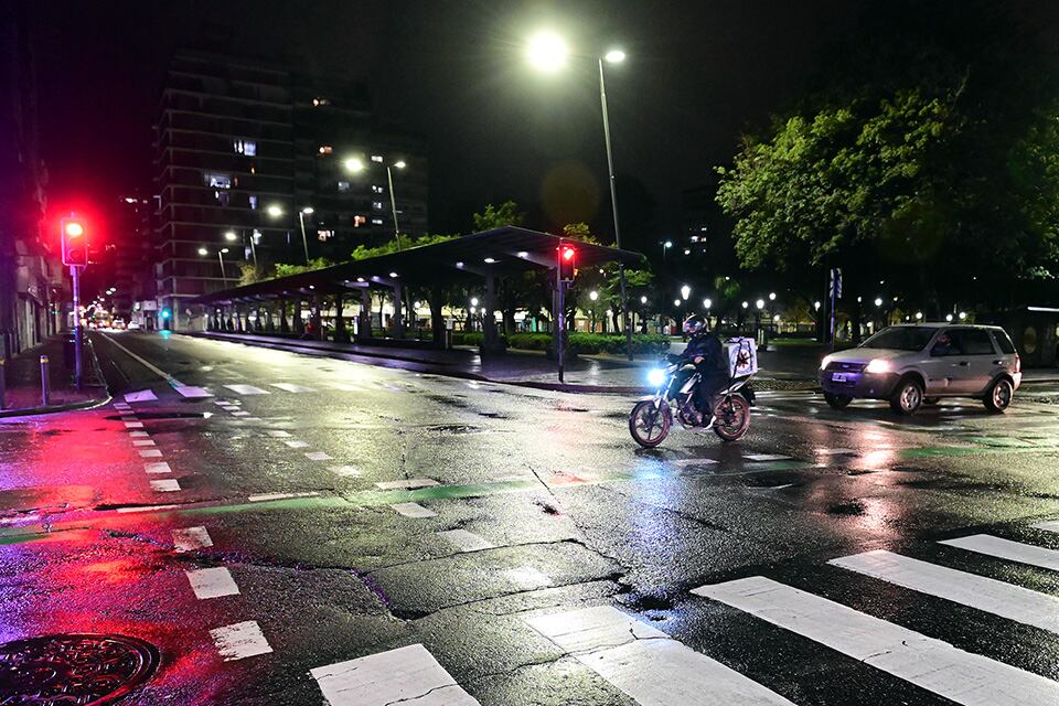 La ciudad mostró una fisonomía desértica a partir de la tarde. 