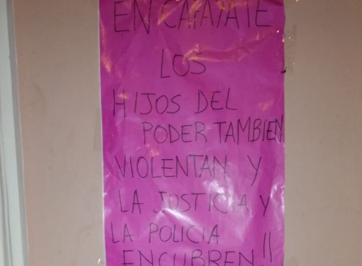 Cartel en la manifestación del 8 de marzo en Cafayate