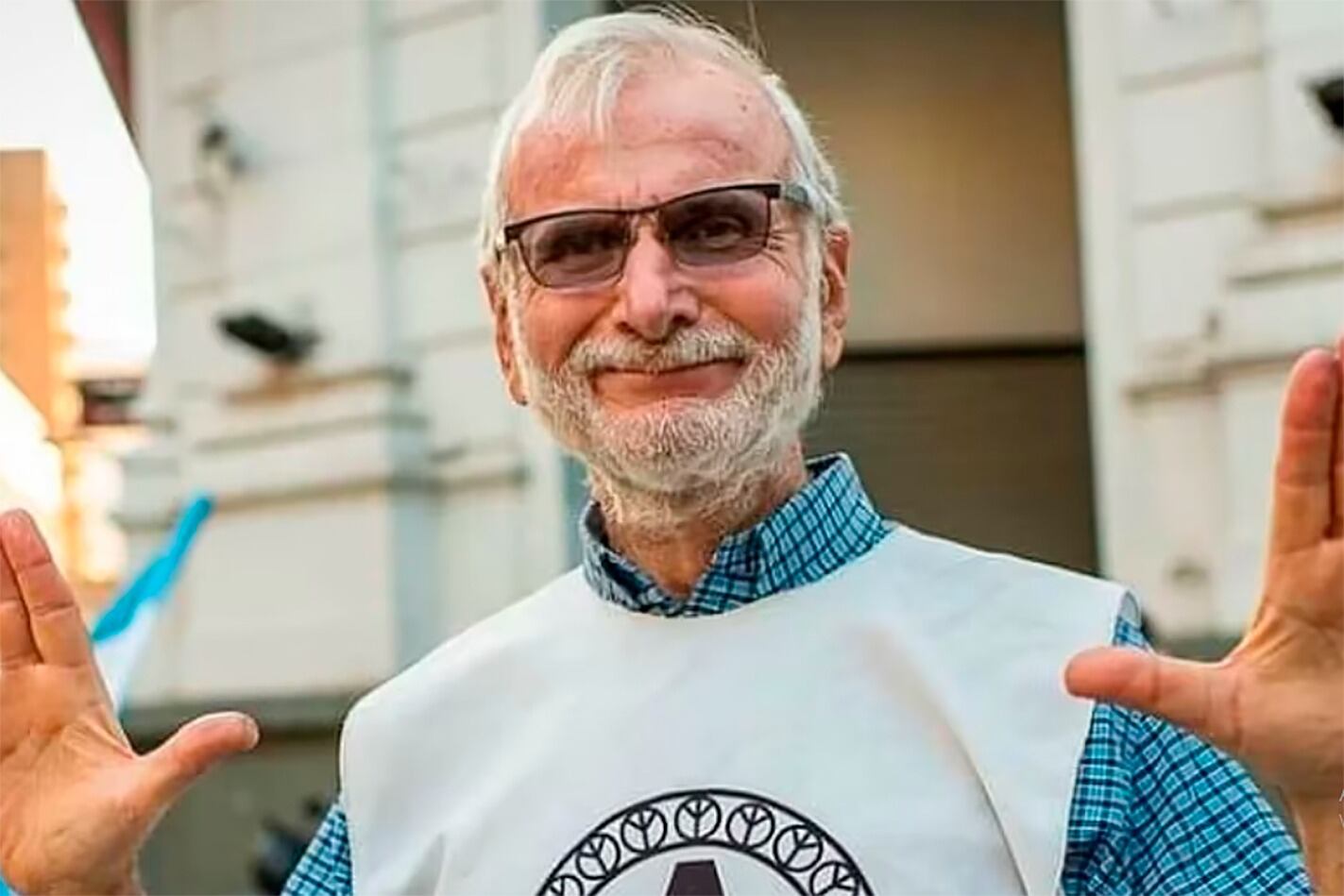 Perman, de las antivacunas a la conexión con extraterrestres