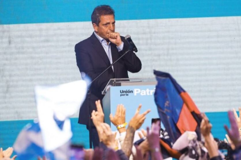 Sergio Massa se impuso en las elecciones de este domingo y se enfrentará a Javier Milei en el balotaje.