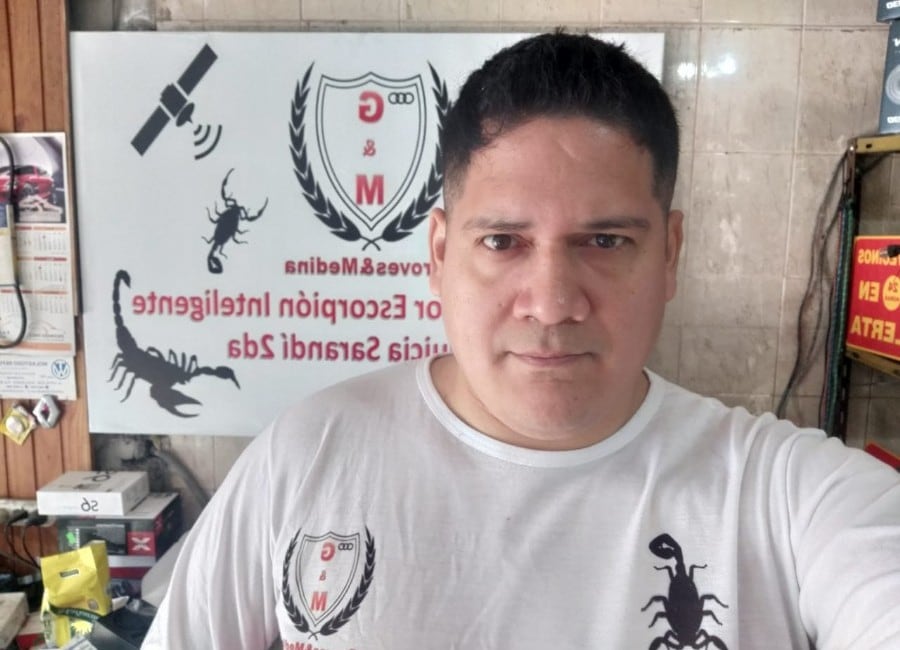 Leandro Groves es técnico en Informática especializado en desarrollo de software y uno de los creadores de este invento único en el mundo. (Foto: redes) 