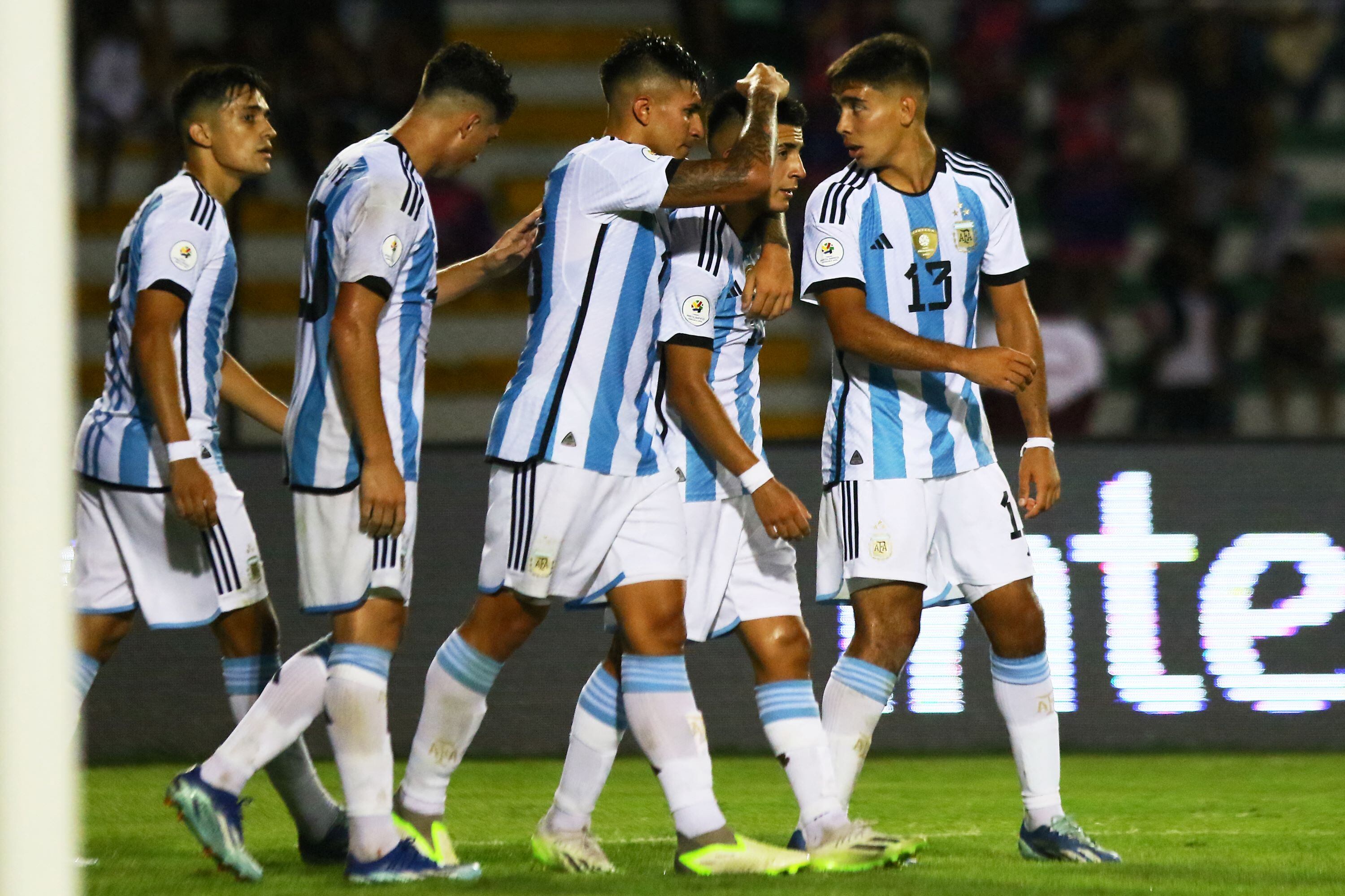 La selección argentina Sub 23 abrochó su pase al cuadrangular final a una fecha del cierre del grupo