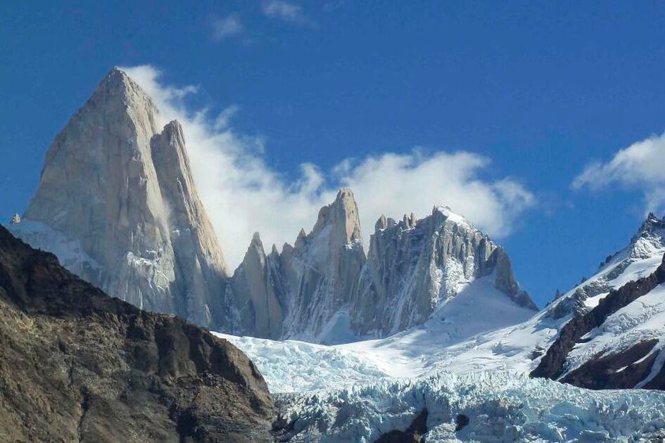 Dos montañistas fueron alcanzados por una avalancha al pie del monte Fitz Roy, en El Chaltén