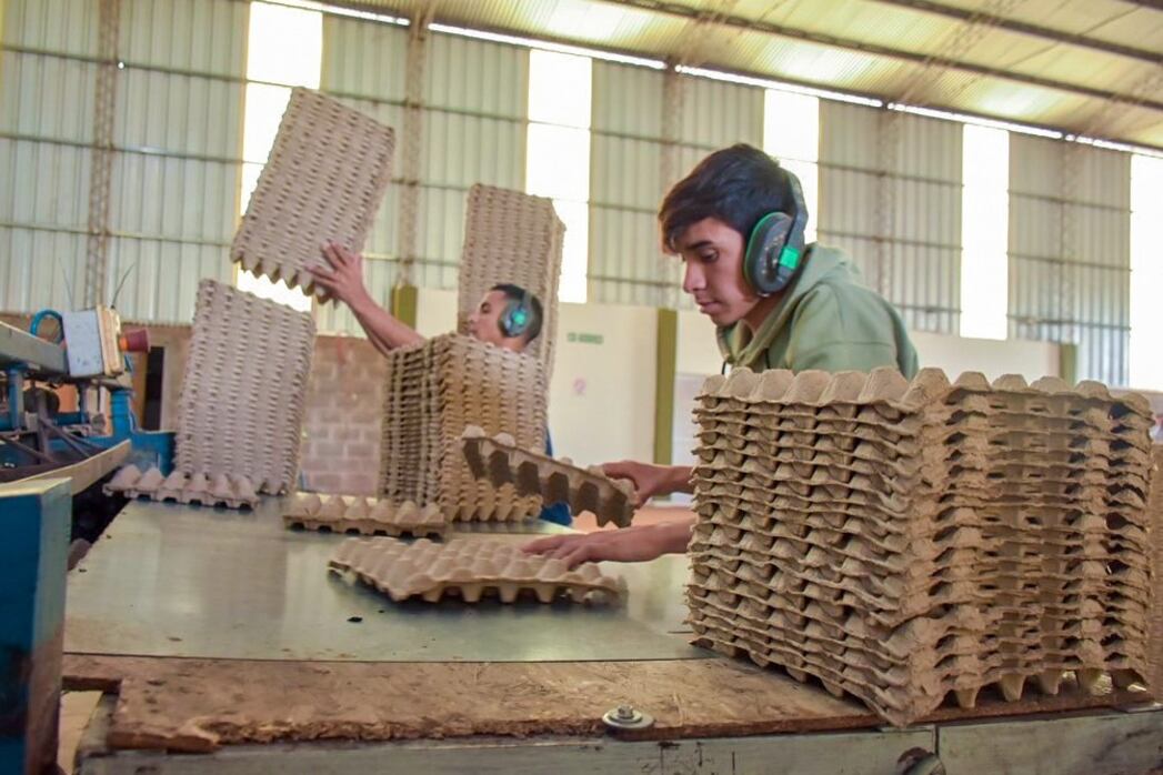 El 95% de los trabajadores registrados desmiente a Milei y dicen que pierden contra la inflación.