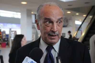 "Sin explicación alguna hubo una obcecada negativa de disponer de fondos", dijo Garo.