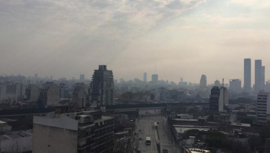 El humo de los incendios en el Delta llegó a Buenos Aires: "Es un ...