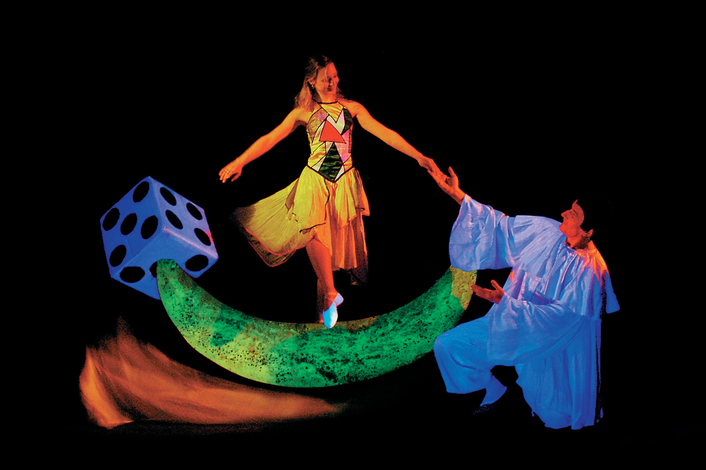 Algunos números del espectáculo son de los primeros años de la compañía.