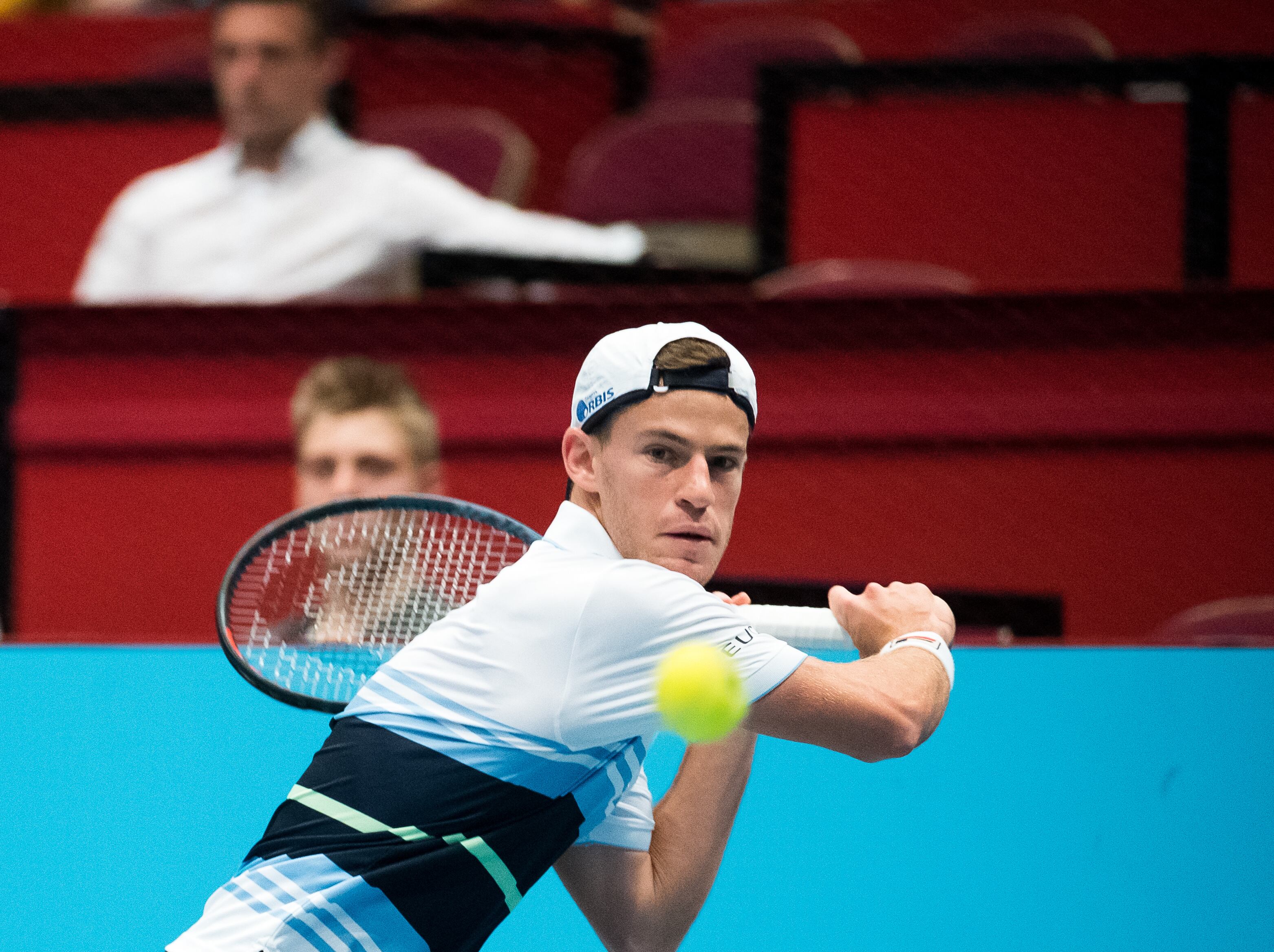 El "Peque" sumó ante Khachanov su cuarto triunfo del año sobre un top ten.