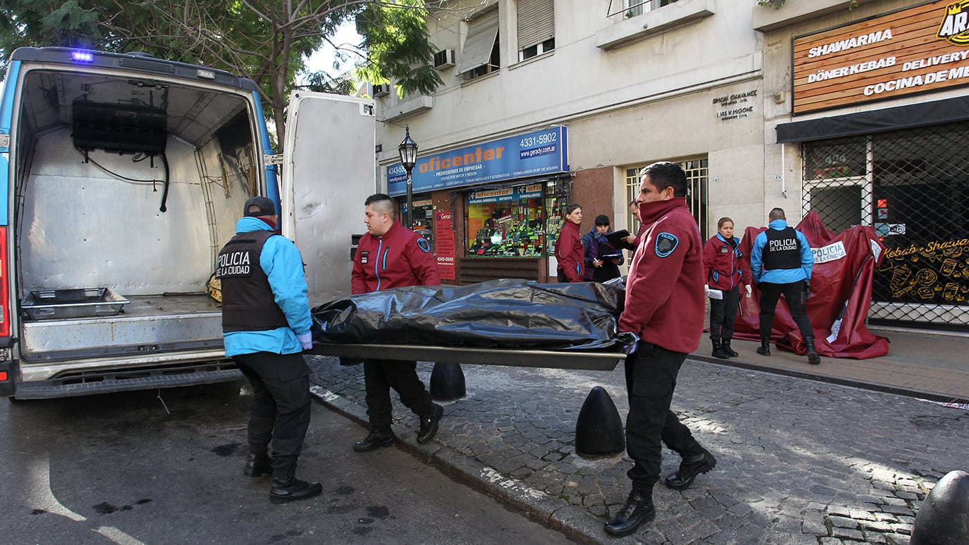 Sergio Zacariaz murió de frío mientras dormía en una vereda de San Telmo.