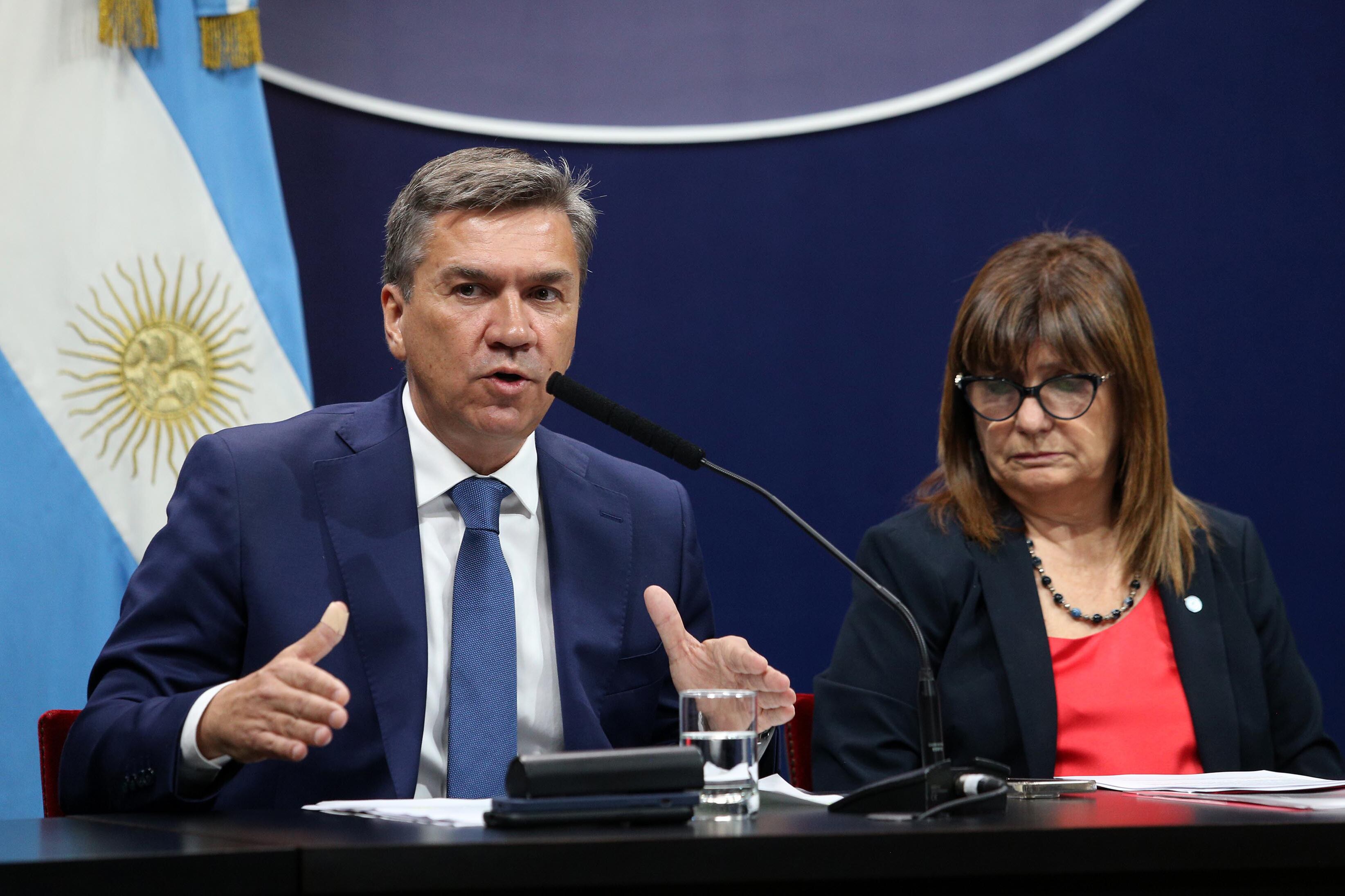 Leandro Zdero junto a la ministra de Seguridad, Patricia Bullrich.