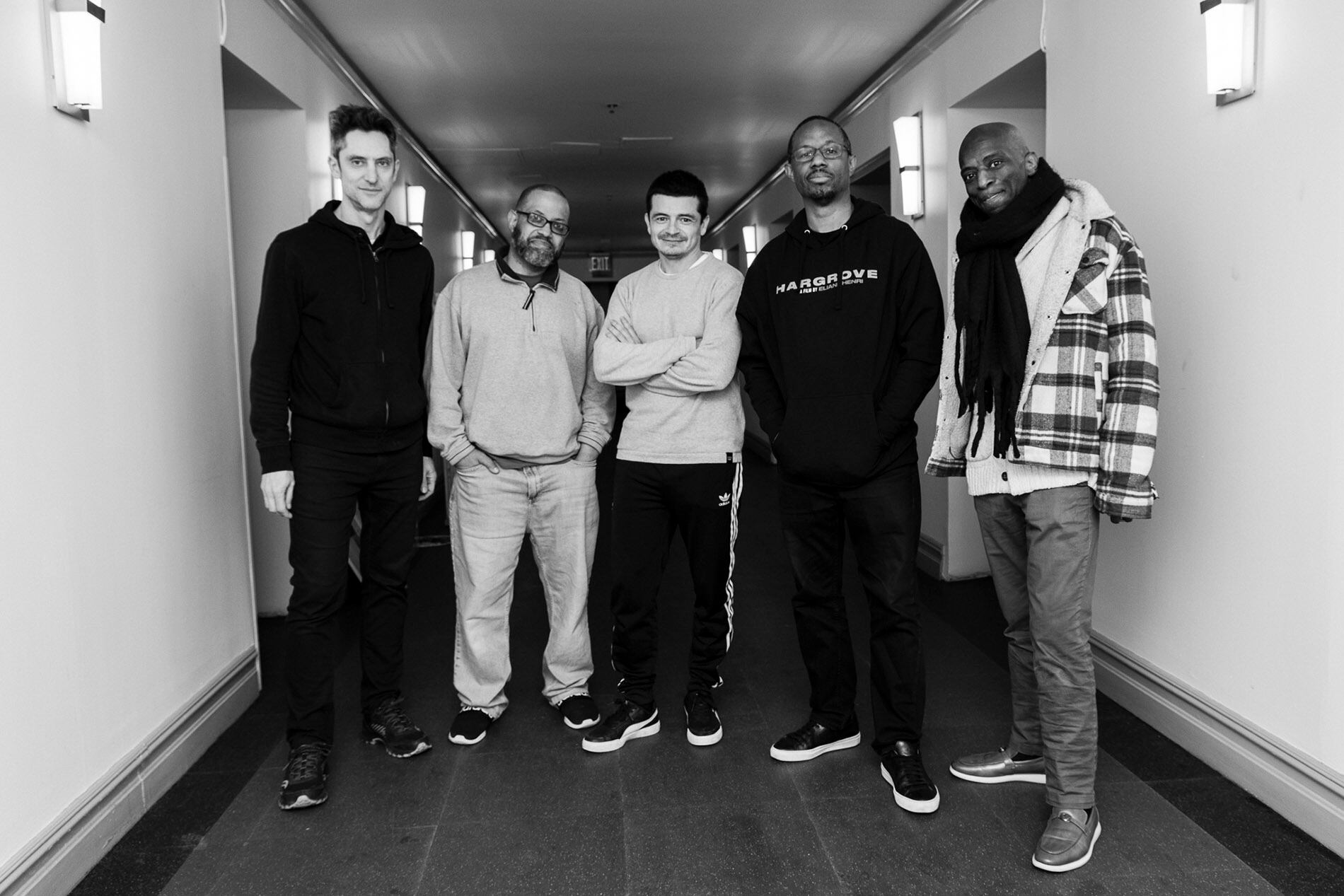 Loiácono (centro) junto a los destacados músicos del New York Quintet.