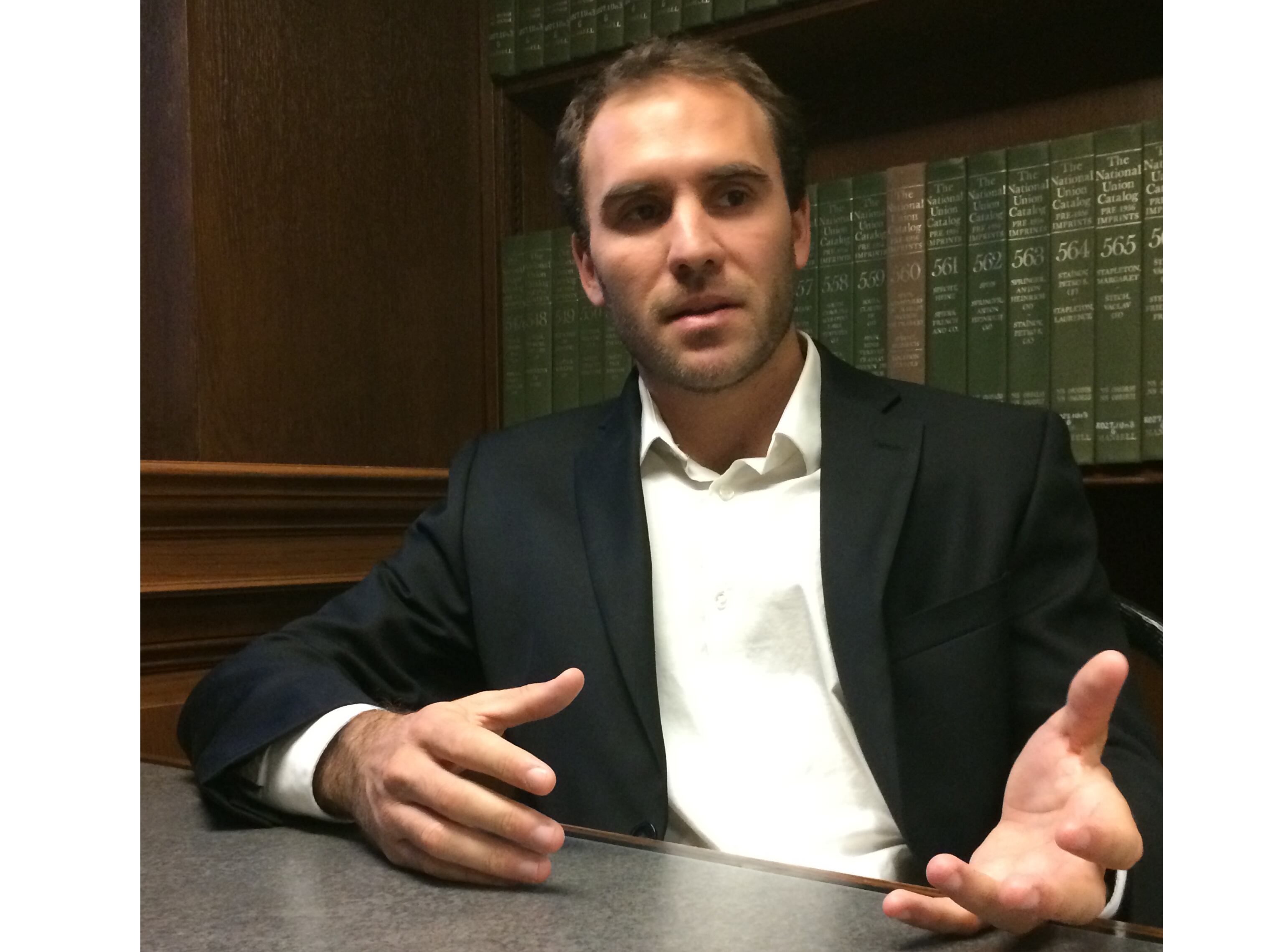 Guzmán. "Intentar pagar la deuda con ajuste fiscal implica más crisis, estallido social y pérdida de legitimidad".