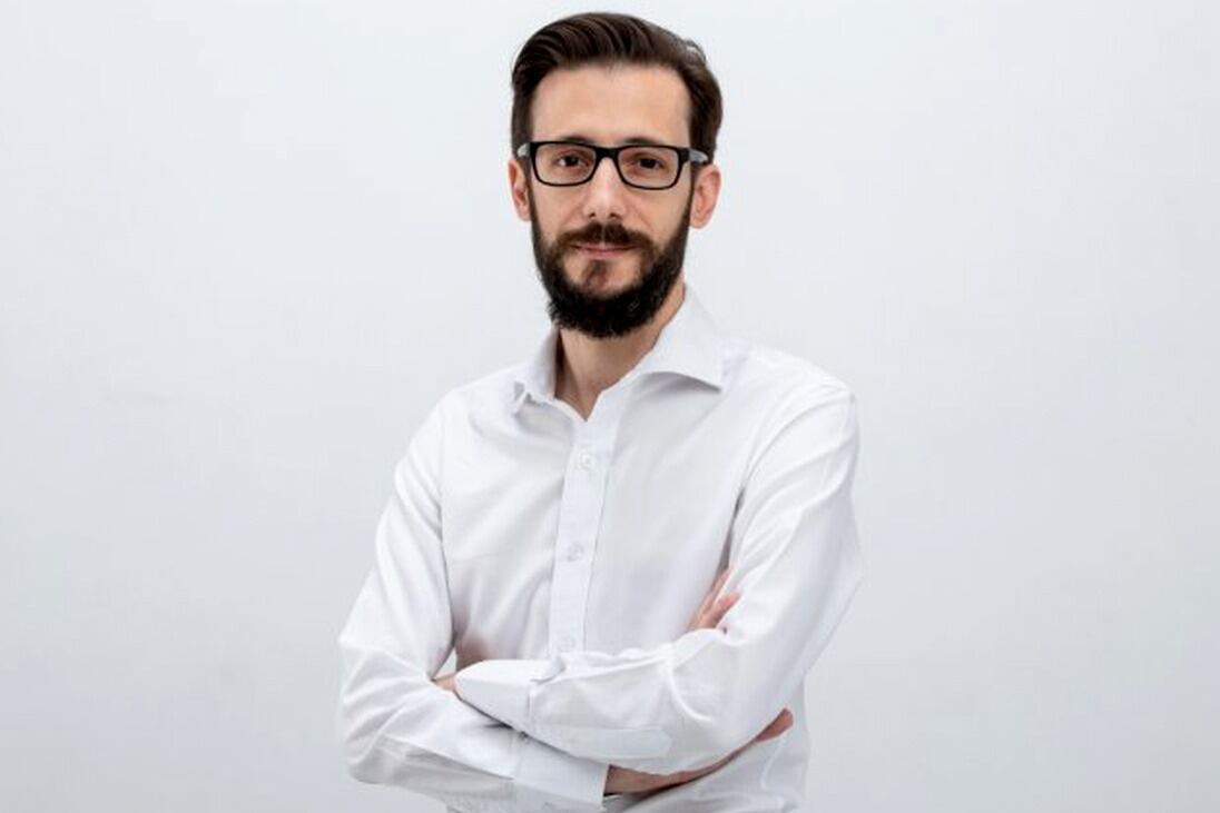 "La provincia necesita la sucesión de 10 planes quinquenales durante 50 años", dijo Simone.