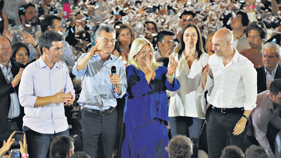 En el cierre de la campaña porteña de Cambiemos estuvo casi toda la plana mayor del oficialismo.
