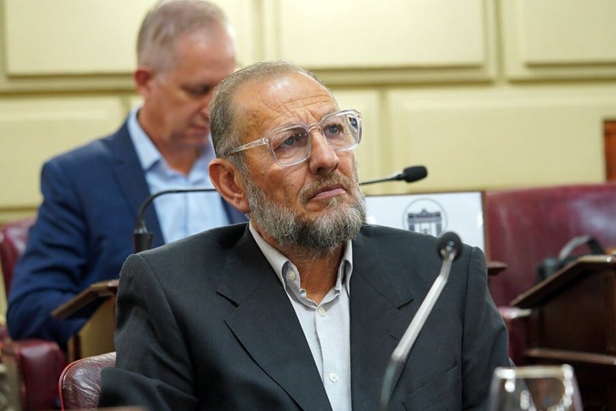 El diputado Corach, uno de los que votó en contra.