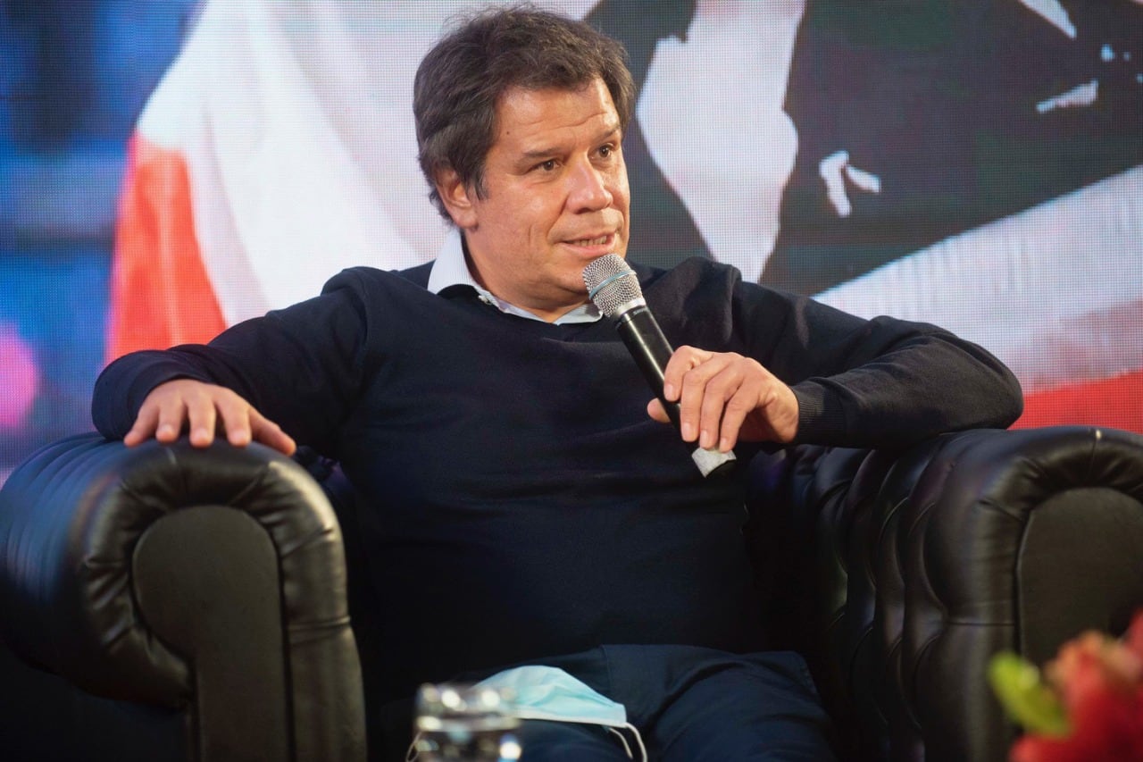 Facundo Manes arma su equipo para enfrentar a Diego Santilli en las PASO.