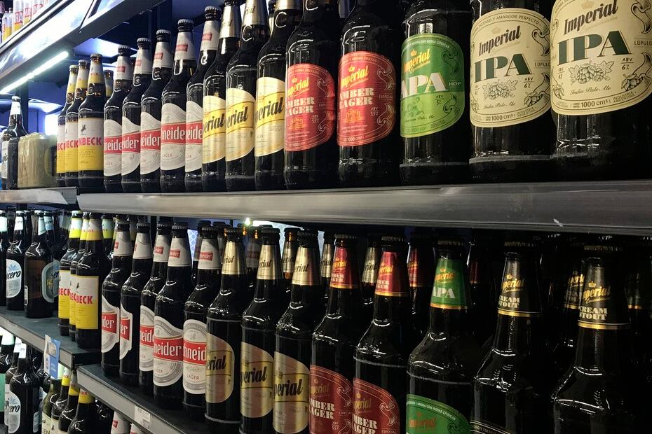 La cerveza, uno de los rubros que más aumentó de la canasta de consumos del trabajador