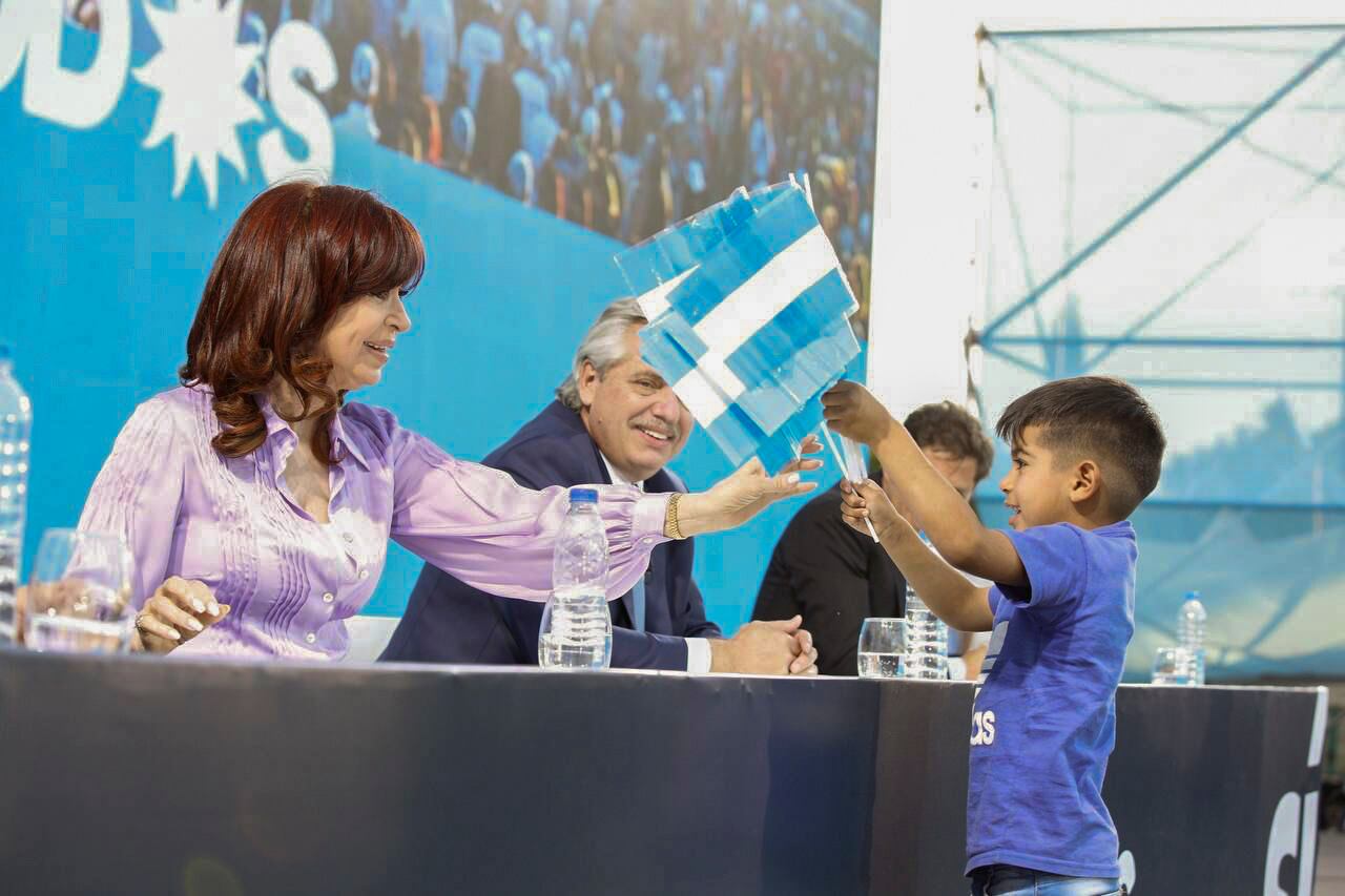 Cristina Kirchner y Alberto Fernández en el acto de cierre del Frente de Todos.