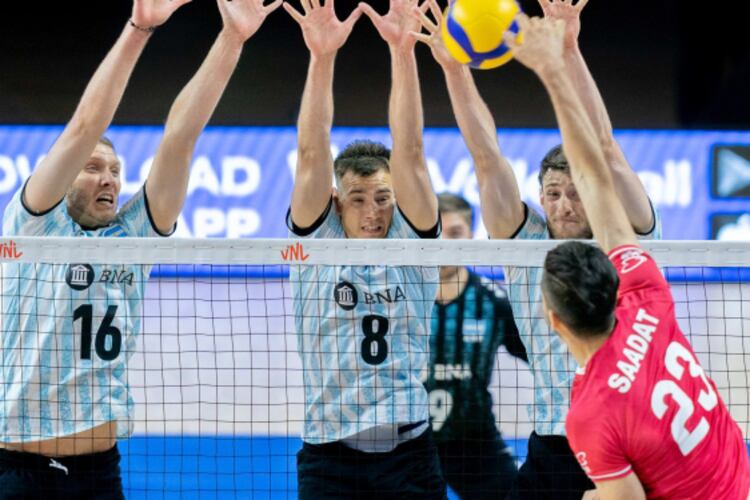 La selección argentina enfrentará a Italia en los cuartos de final de la VNL.