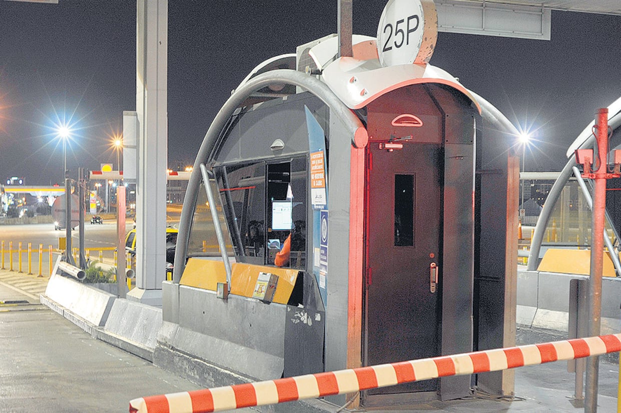 La medida alcanzará a las principales autovías del país, donde se levantarán las barreras.