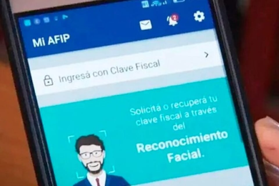 AFIP habilitó una función que permite agilizar la inscripción de nuevos trabajadores desde el celular. Foto: AFIP