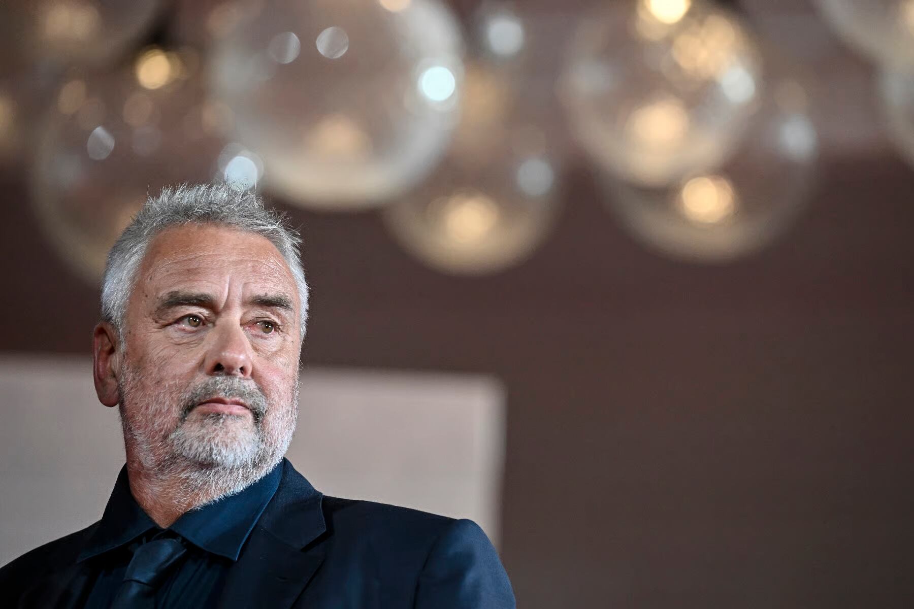 "Esta es una versión muy romántica, con un poco de humor"