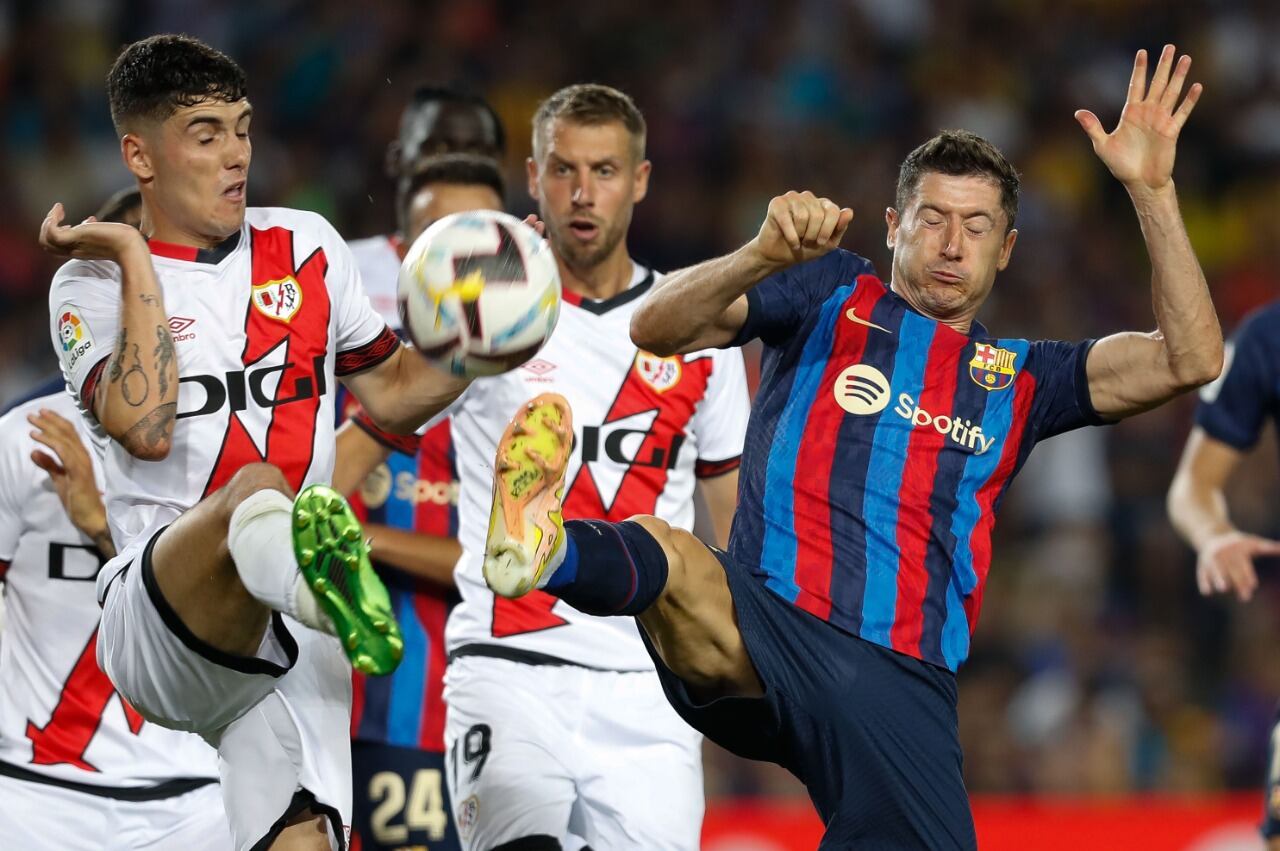 Lewandowski no pudo coonvertir en su estreno en el Camp Nou