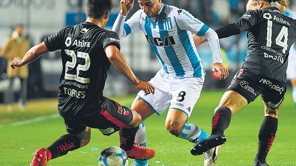 Diego González dejó atrás a Adrián Bastía e intenta superar la marca de Iván Torres.