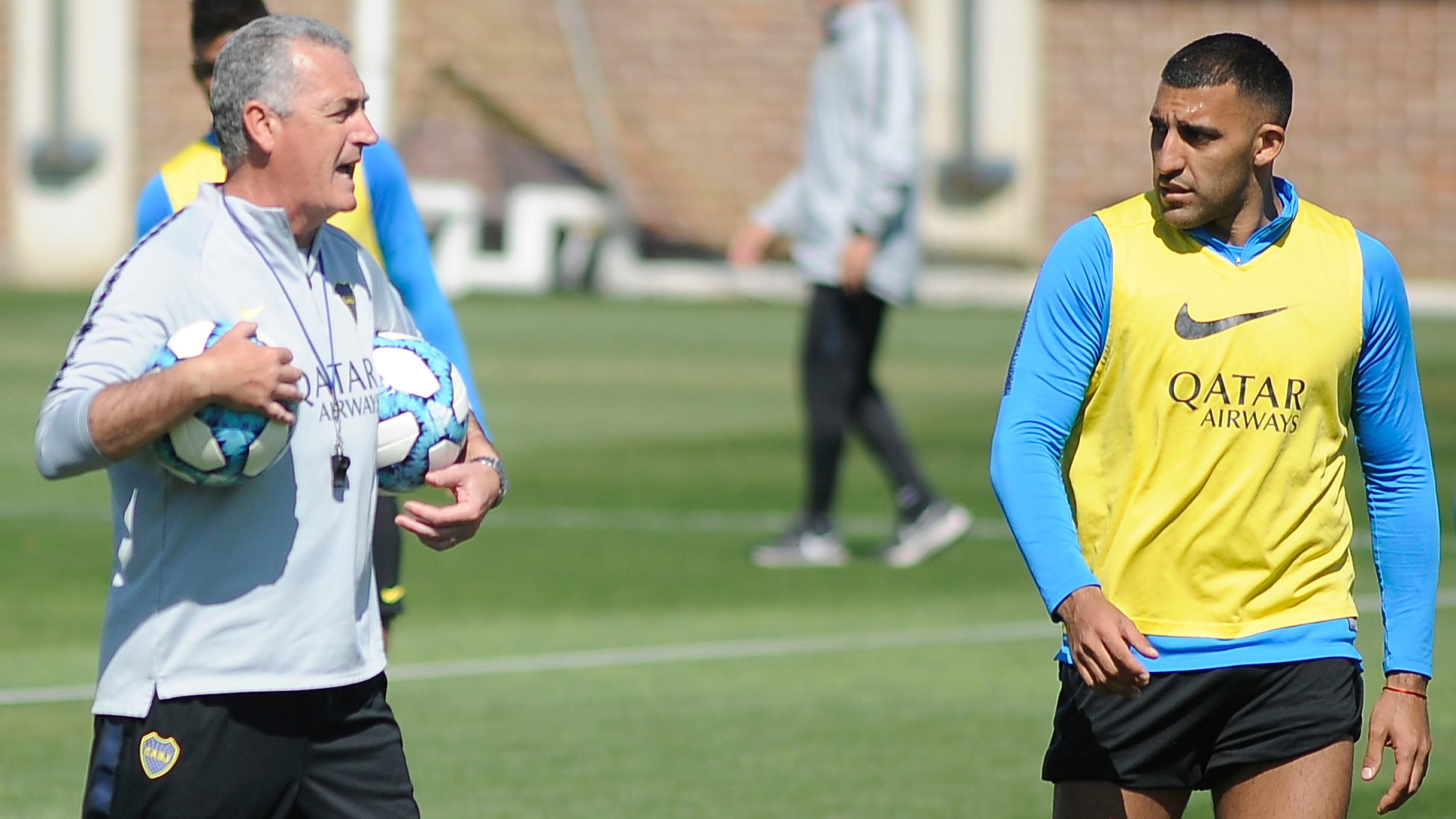 El DT Alfaro le dará minutos a Abila, ya recuperado de su lesión.