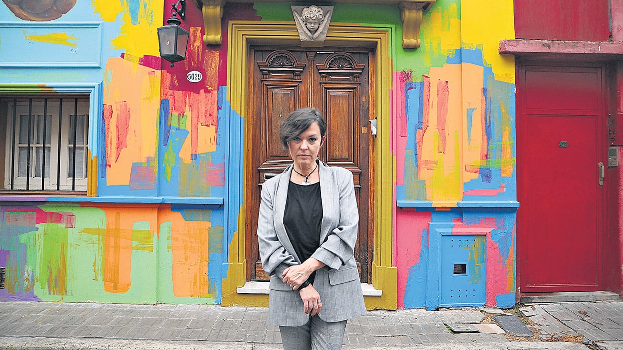 “La ficción es un simulacro, es como cuando vas al teatro: creés y sabés que es mentira”, plantea García Lao.