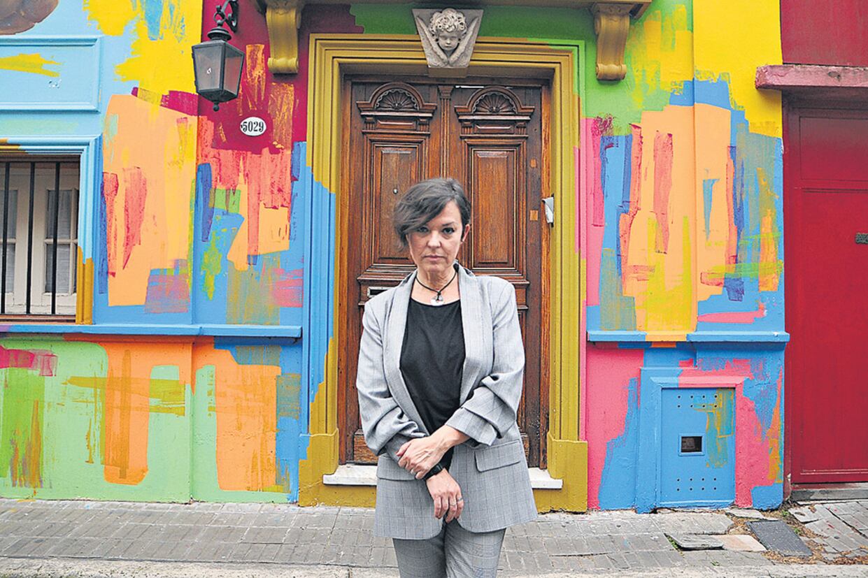 “La ficción es un simulacro, es como cuando vas al teatro: creés y sabés que es mentira”, plantea García Lao.