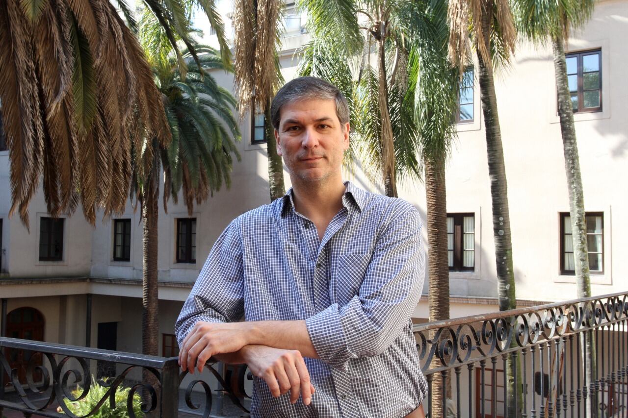 El cura Rodrigo Zarazaga, un hombre cercano al ministro Guzmán y a los empresarios.