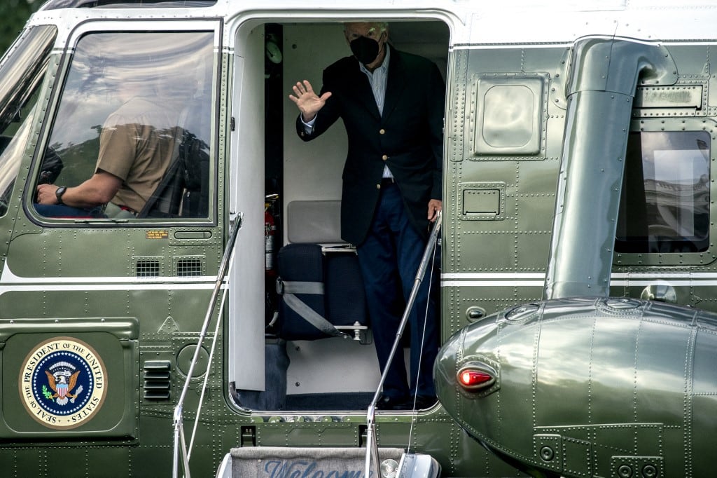 El mandatario habia anunciado el viernes pasado la declaración del territorio como zona de "desastre mayor" para confirmar la ayuda que el Gobierno federal dará al estatal para hacer frente a estas inundaciones. Foto: AFP.