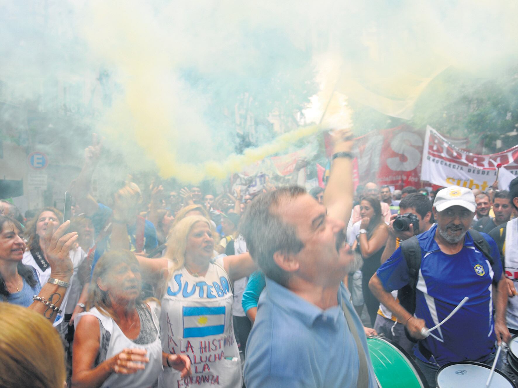 La marcha de las CTA marcó el cierre de un marzo signado por las movilizaciones masivas.