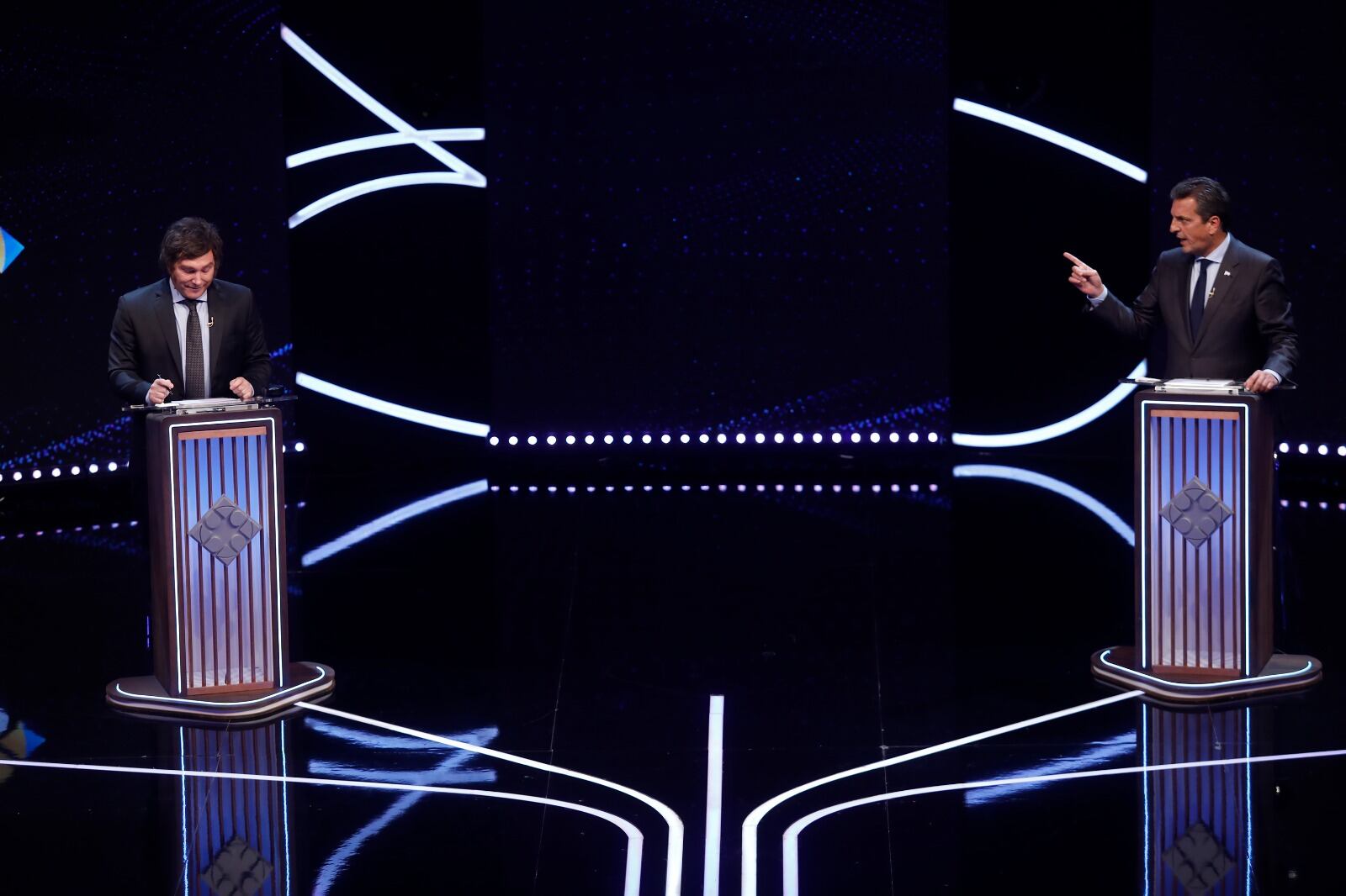 "Contale a los argentinos por qué te fuiste del Banco Central", inquirió Sergio Massa