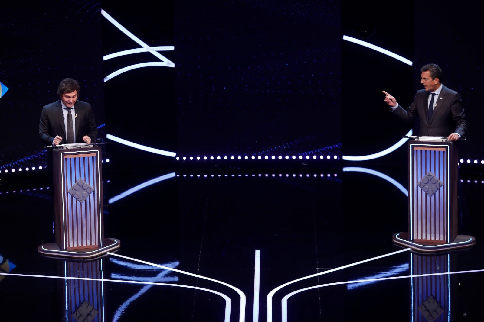 "Contale a los argentinos por qué te fuiste del Banco Central", inquirió Sergio Massa