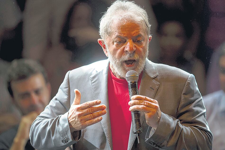 Lula cumple condena a 12 años de cárcel en Curitiba desde el 7 de abril.