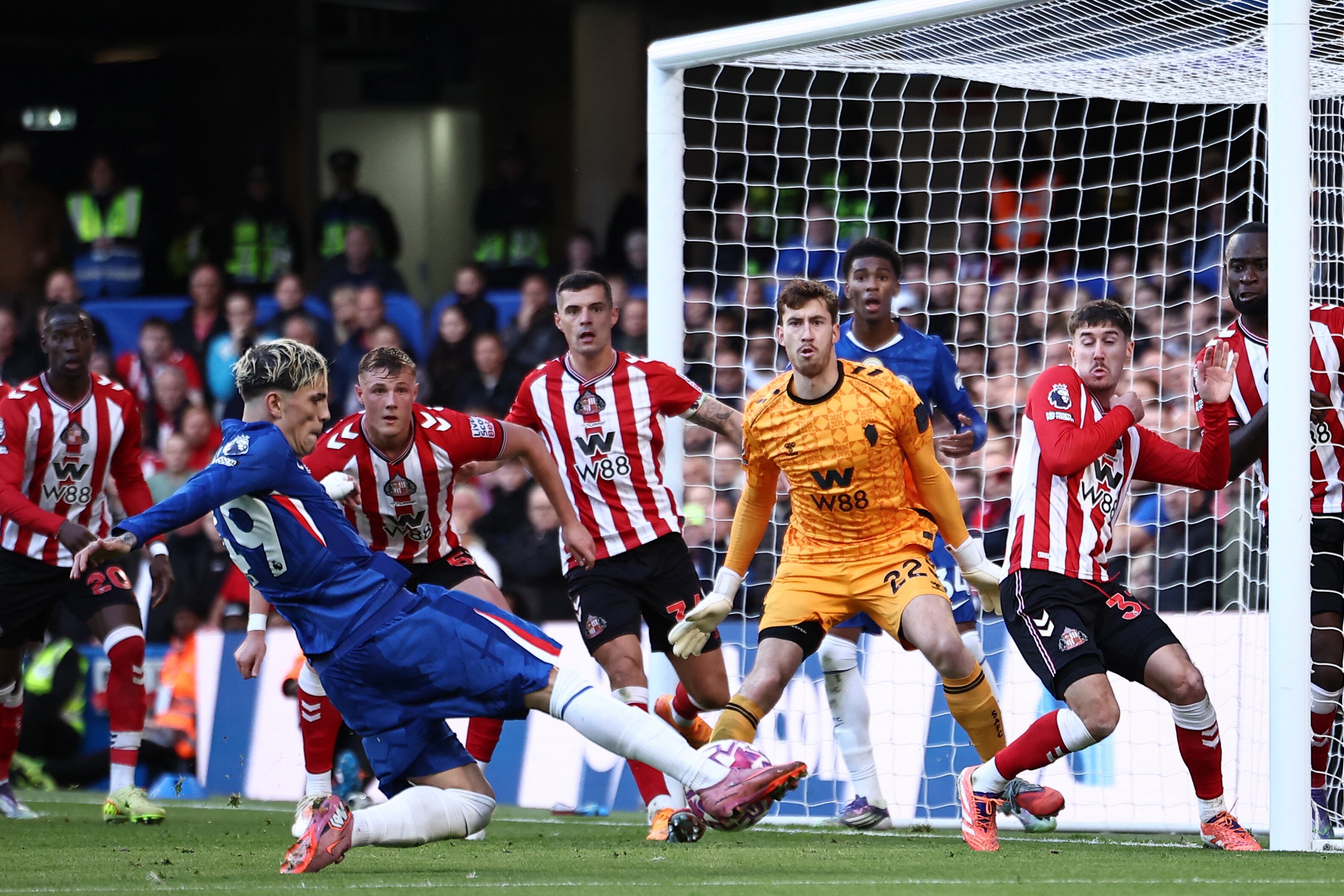 Alejandro Garnacho anotó, pero Chelsea perdió