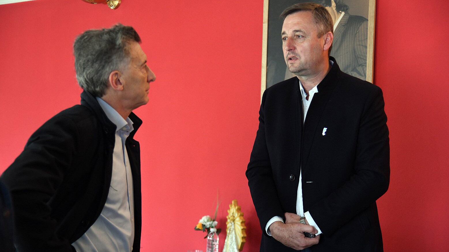 Mauricio Macri visitó al intendente Gustavo Hein para expresarle su solidaridad tras el incendio de su auto.