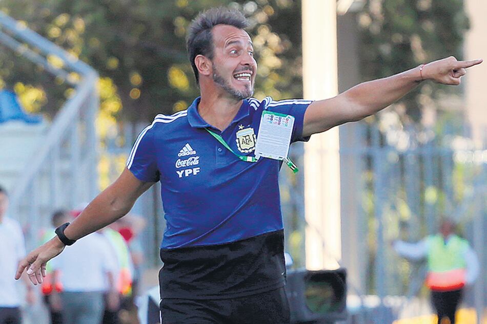 El equipo de Fernando Batista va por su segunda victoria.