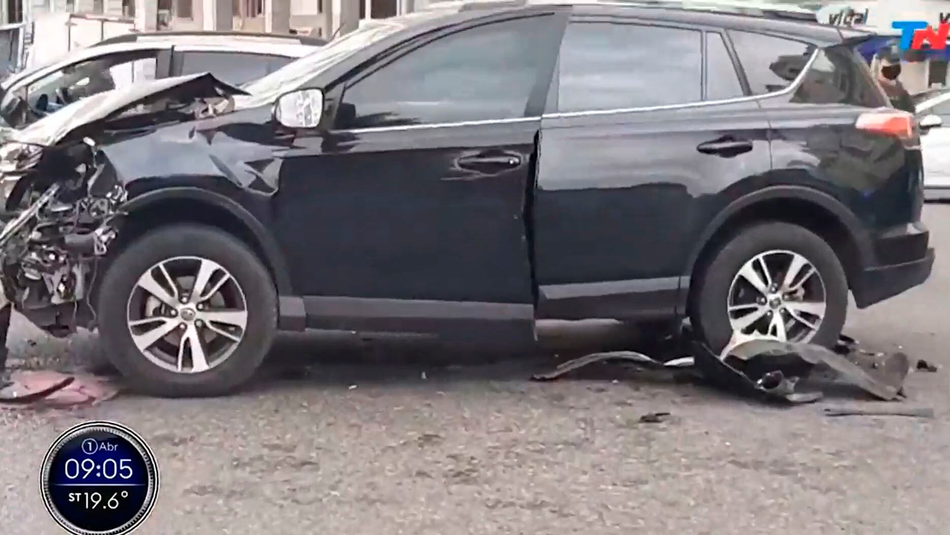 El estado de la camioneta de Campuzano marca que el impacto fue muy fuerte.