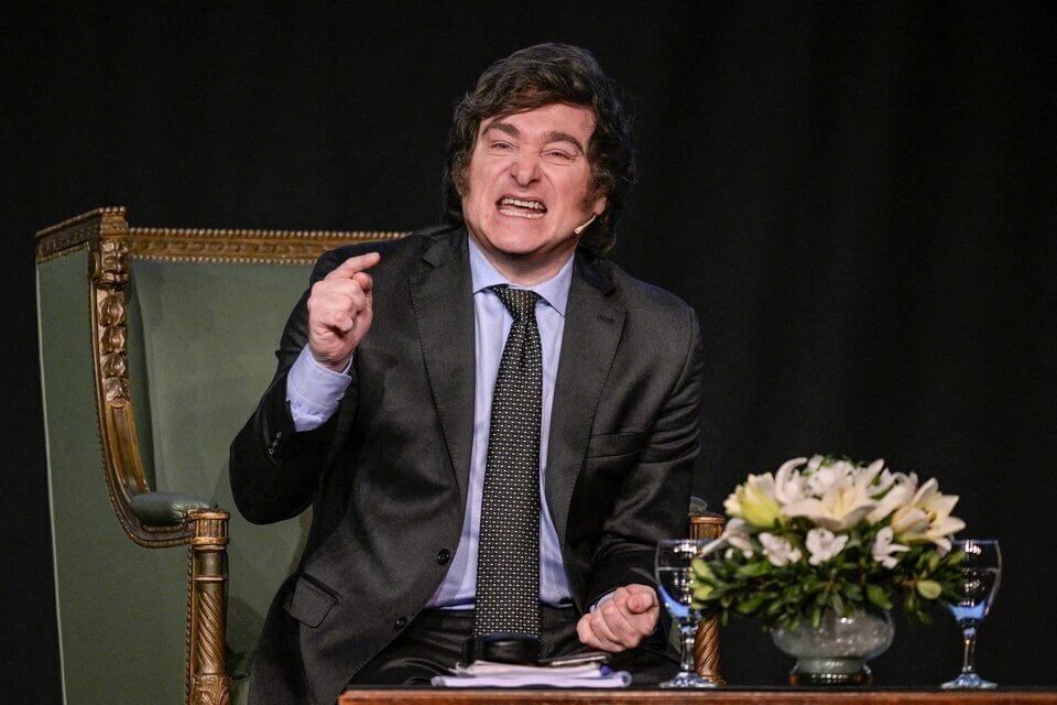 Milei redobló su apuesta contra la AFA.