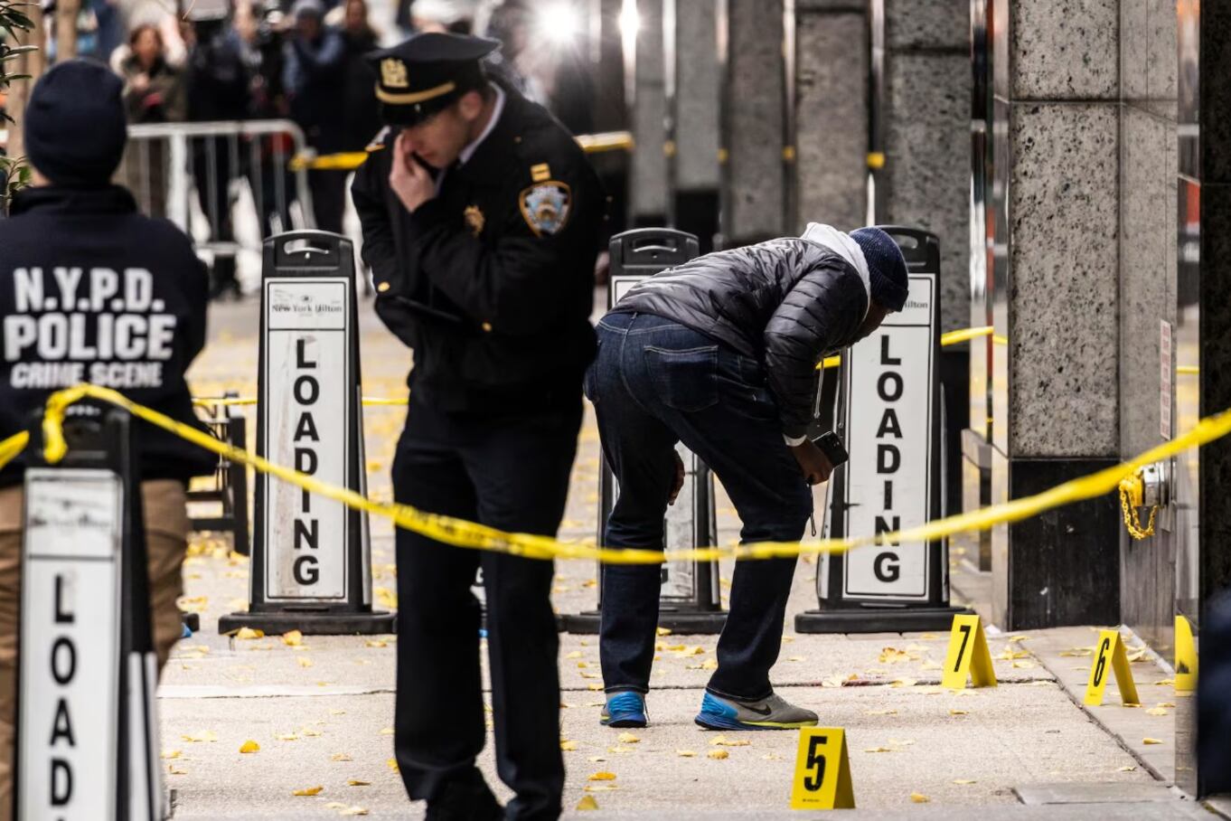 Thompson fue asesinado a tiros mientras se dirigía a una reunión con inversores en el Hotel Hilton de Manhattan.
